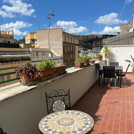 Apartment Casa Del Grillo Rome